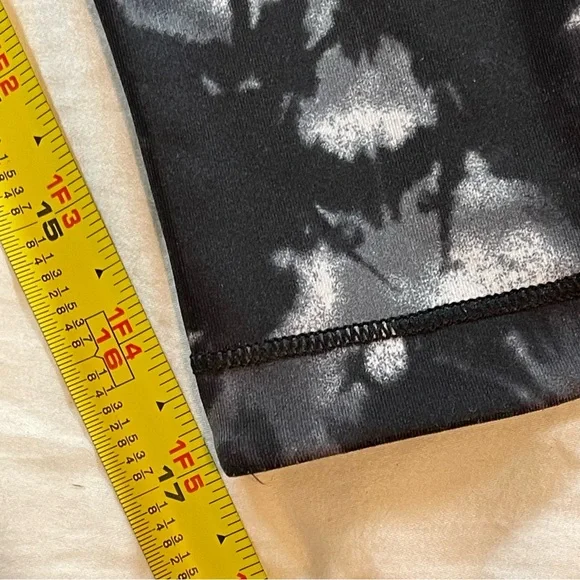 Lululemon Sun Runner Crop Legging in Dusk Dye Sheer Side Sz 8 Yoga Atheleisure - Picture 7 of 13